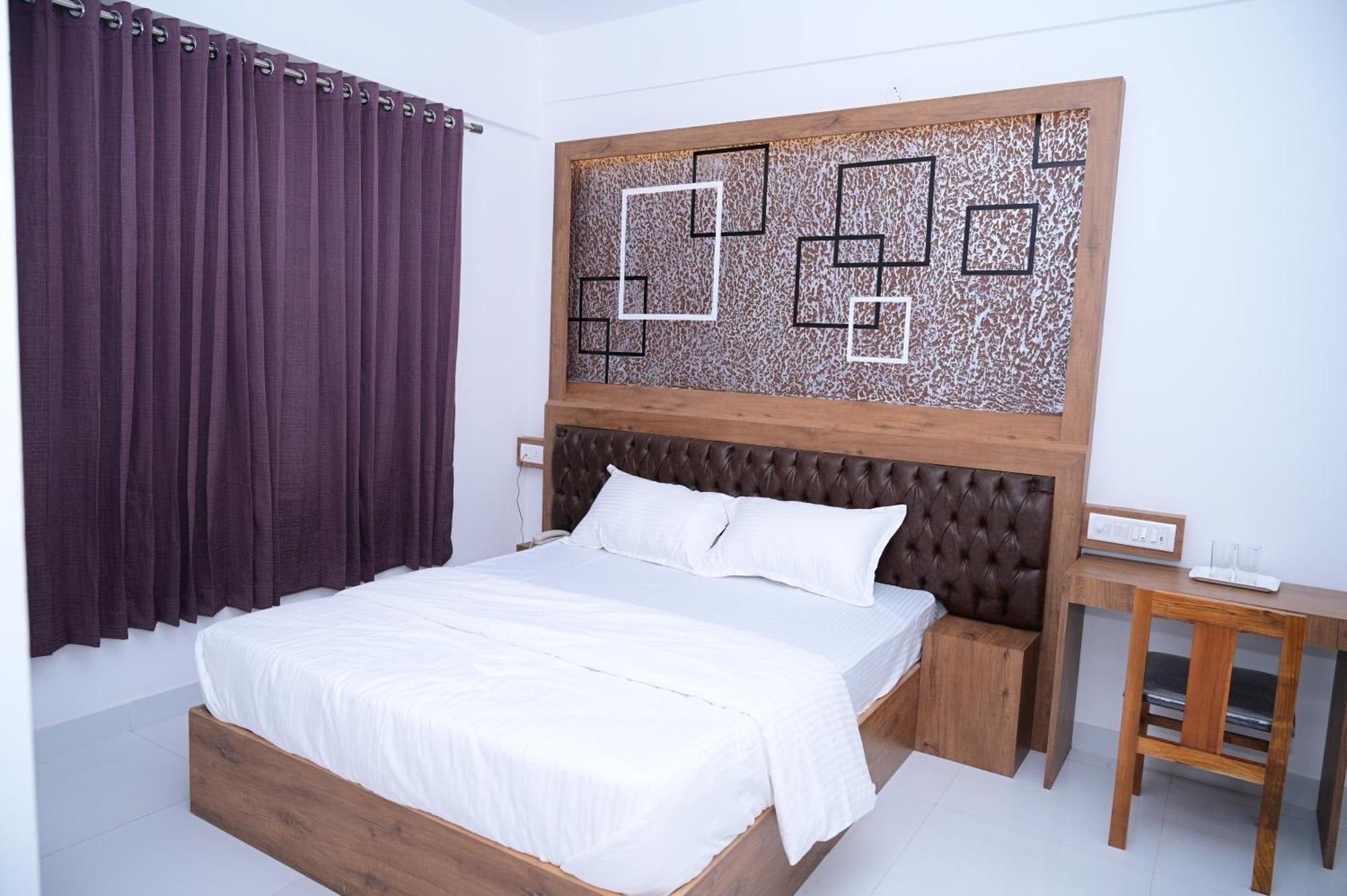 B Six Hotel Bangalore Extérieur photo